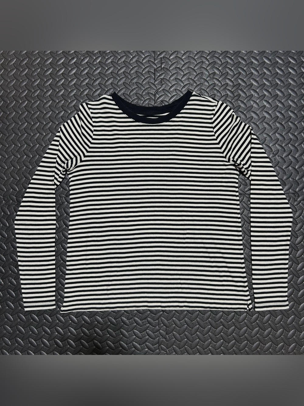 LOFT Long Sleeve Shirt Striped White Black Roundneck Tee Casual Womens Small
